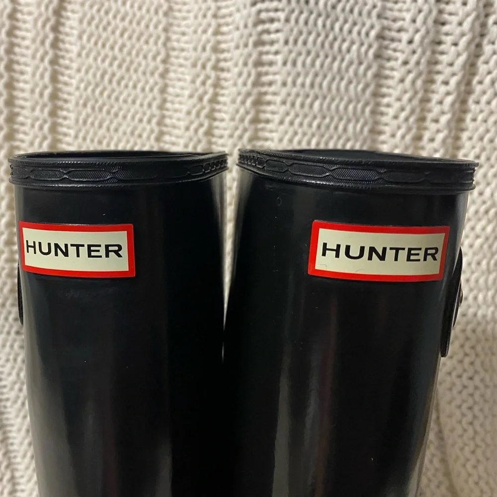 Hunter Black Women's Winter & Rain Boots - Picture 4 of 9